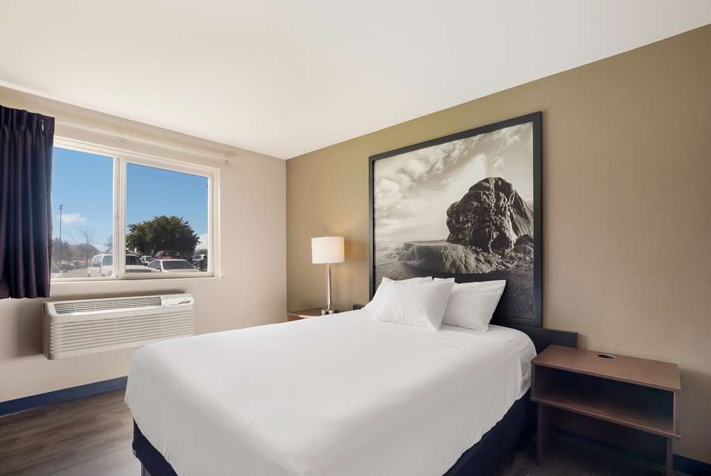 Americas Best Value Inn Sparks - photo 25