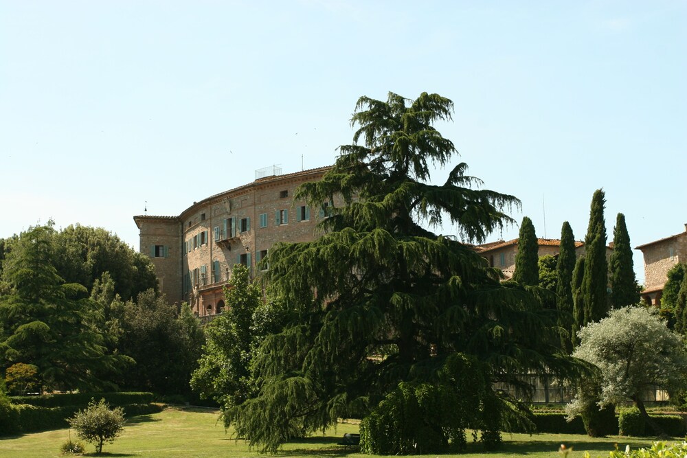 Il Castello di Sovicille - carbon neutral hotel in Sovicille