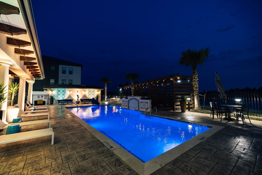 Hotel Indigo Spring Woodlands Area - photo 20