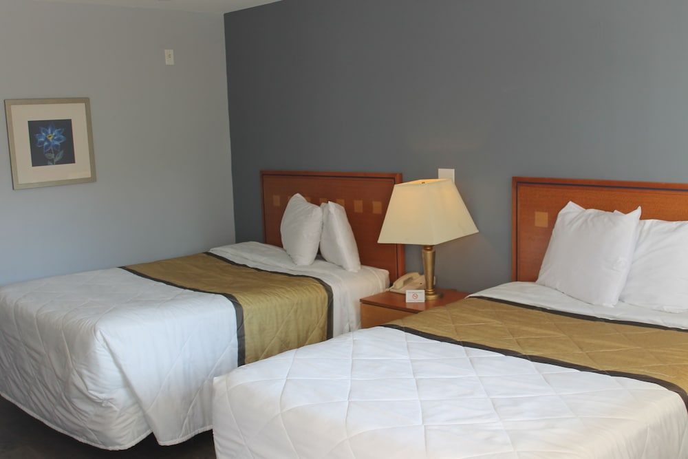 Budgetel Inn and Suites Atlanta Midtown - photo 3