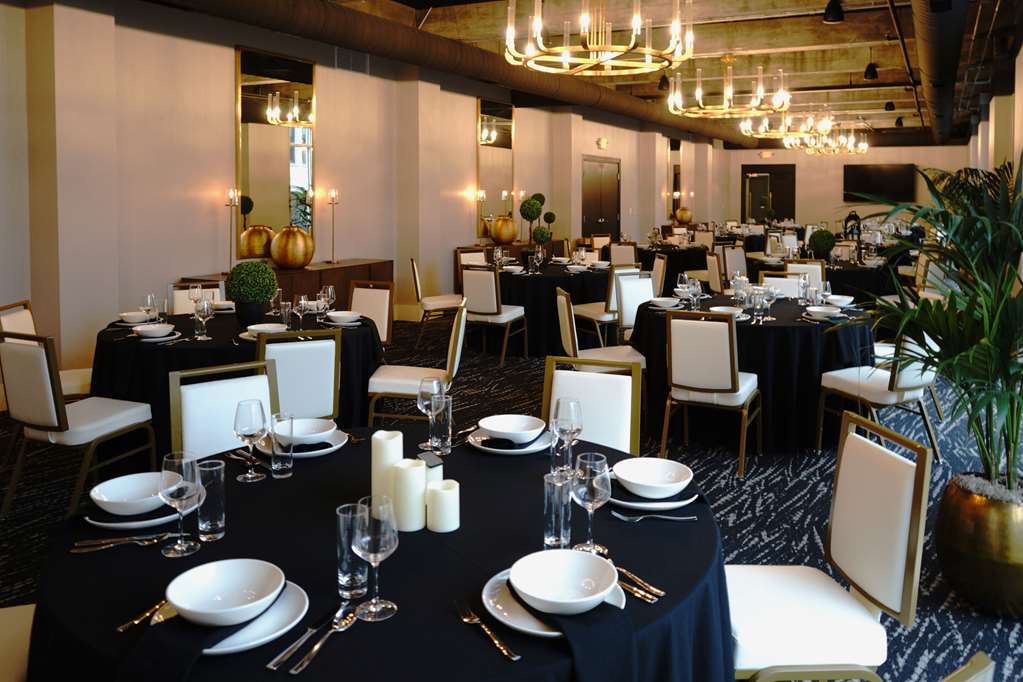 Cambria Hotel Detroit Downtown - photo 39