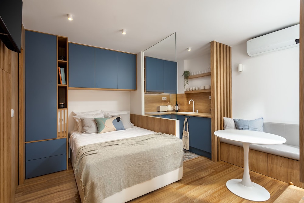 Setúbal Central Studio Walk Everywhere — 4-Star Luxury Hotel in Setubal, Portugal