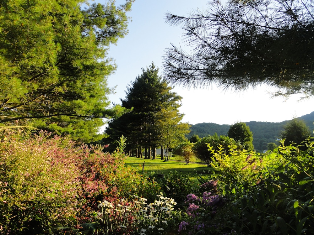4 Seasons at Beech Mountain - photo 62