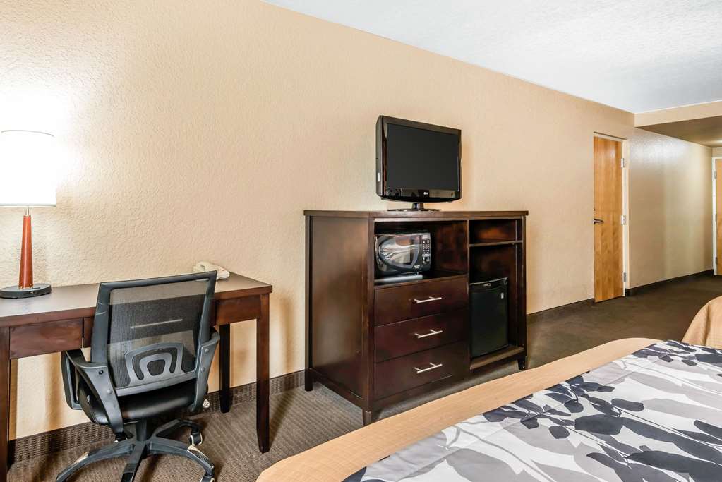 Sleep Inn and Suites Ocala Belleview - photo 22