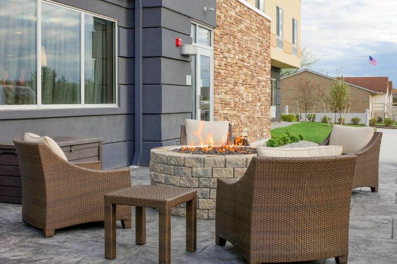 Fairfield Inn and Suites by Marriott Chillicothe - photo 4
