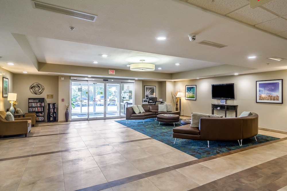 Candlewood Suites Jacksonville East Merril Road an IHG Hotel - photo 2