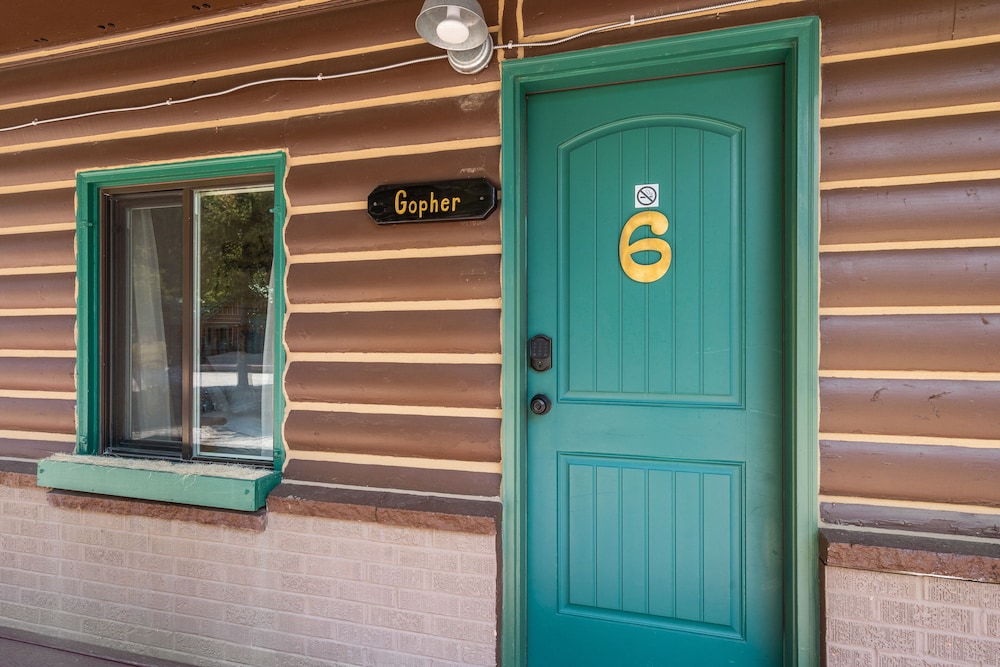 The Bucking Moose - photo 42
