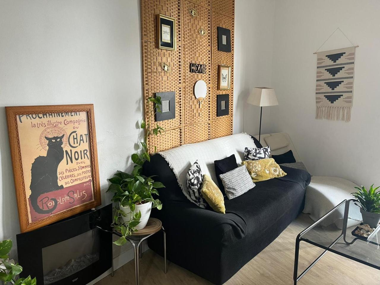 50m Playa Caleta Y Teatro Falla Grupo AC Gestion in Cadiz, Spain