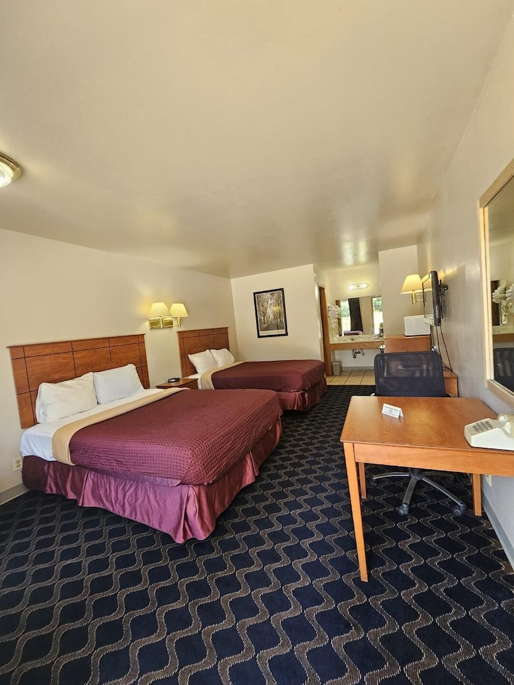Boomtown Inn - photo 14