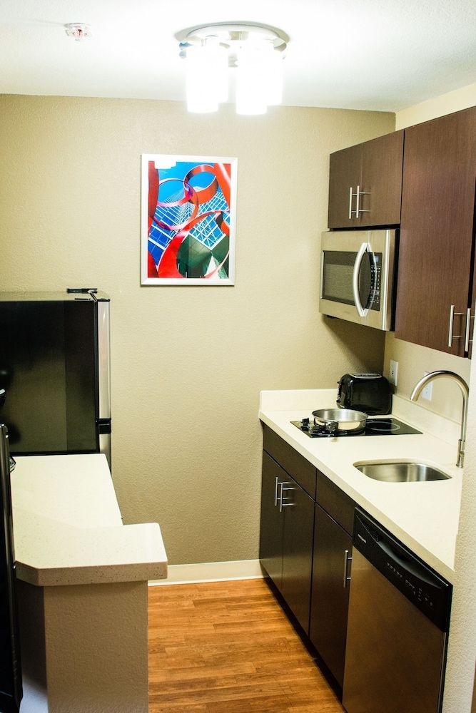 MainStay Suites Houston NASA Clear Lake - photo 4