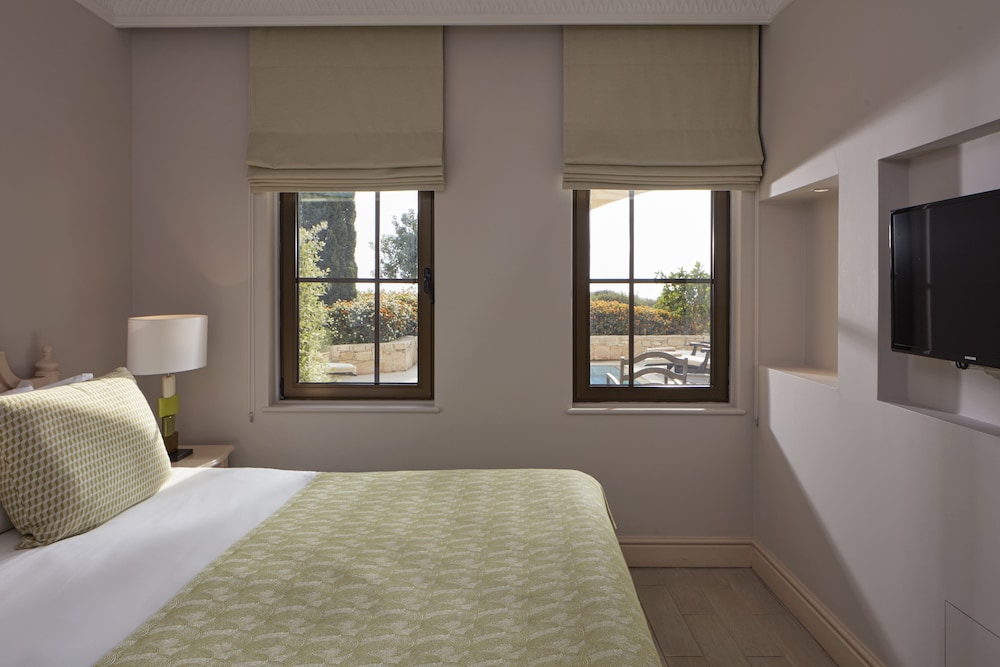 Aphrodite Hills Hotel and Resort — Paphos — photo 4