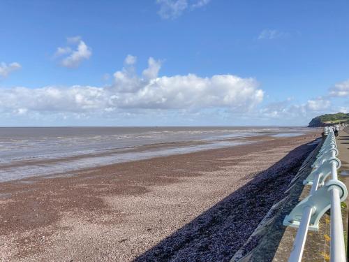 Exmoor View - carbon neutral hotel in Unknown City
