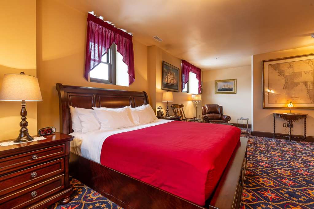 Steele Mansion - photo 27