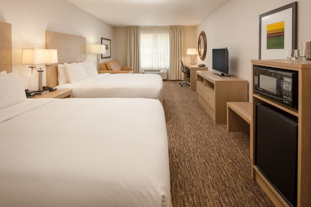 DoubleTree by Hilton Portland Tigard - photo 3
