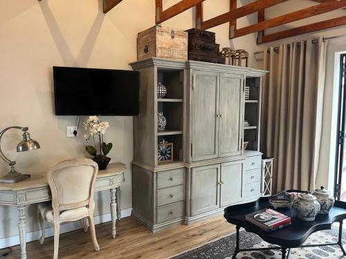 Guest suite in leafy Morningside — 4-Star Luxury Hotel in Johannesburg, South Africa