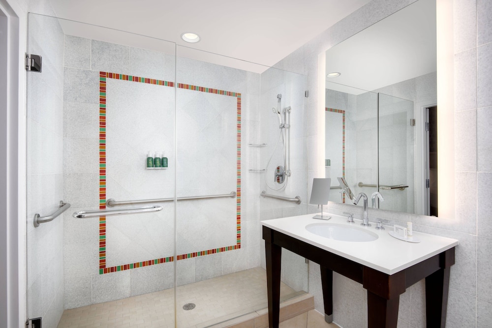 Courtyard by Marriott Atlanta Downtown - photo 17