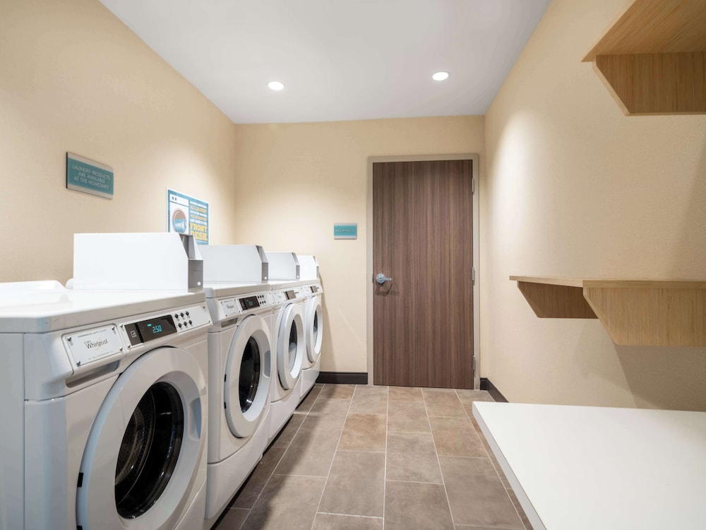 Home2 Suites by Hilton Santa Rosa Beach - photo 36