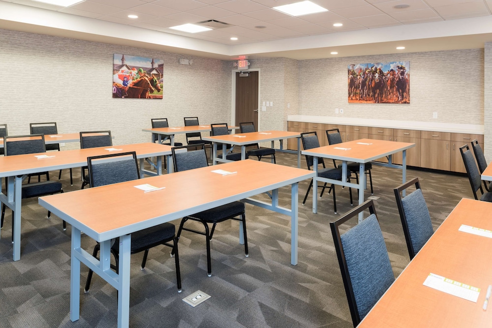 Home2 Suites by Hilton Louisville Downtown NuLu - photo 34