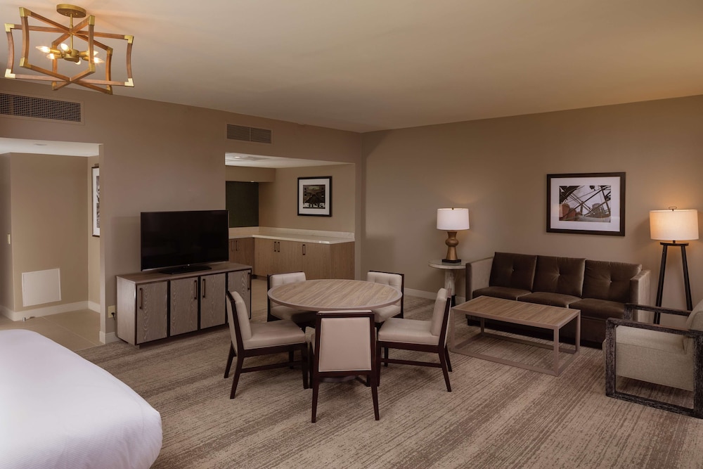 Hilton Birmingham Downtown at UAB - photo 8