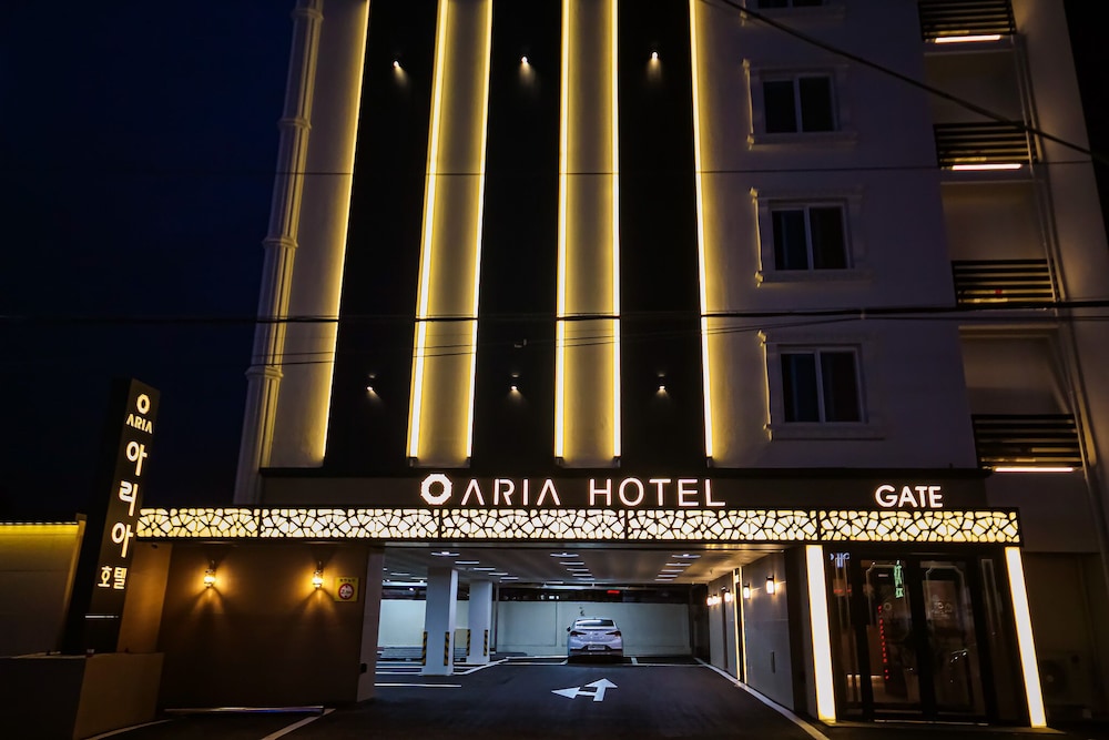 Aria Hotel — hotel in Wanju