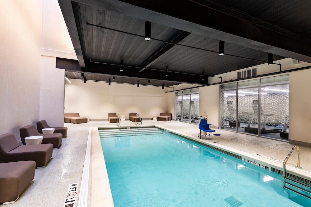Aloft Savannah Downtown Historic District - photo 30