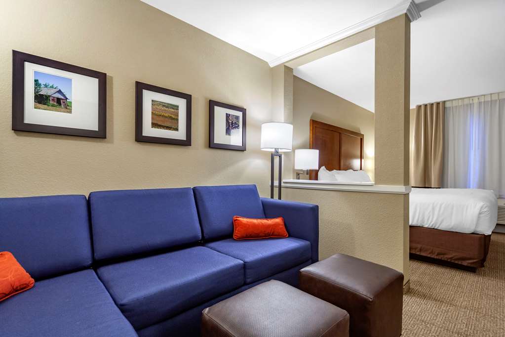 Comfort Inn & Suites Sidney I 80 - photo 21