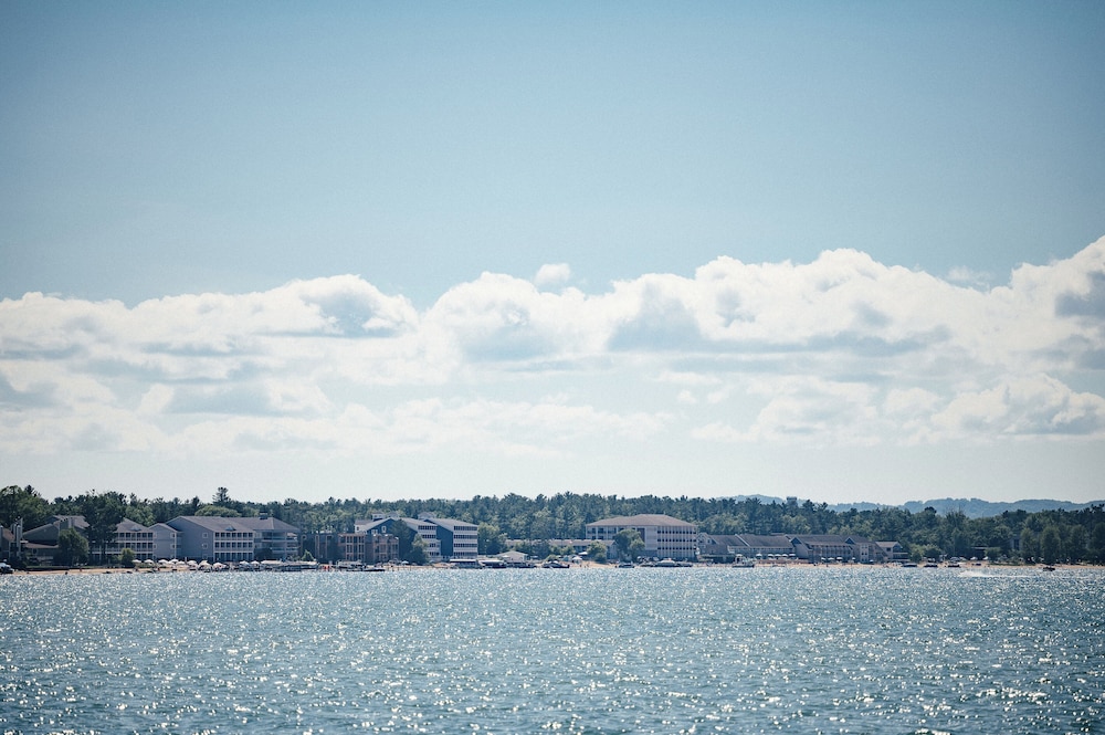 Kasa Gold Coast Inn Traverse City - photo 26