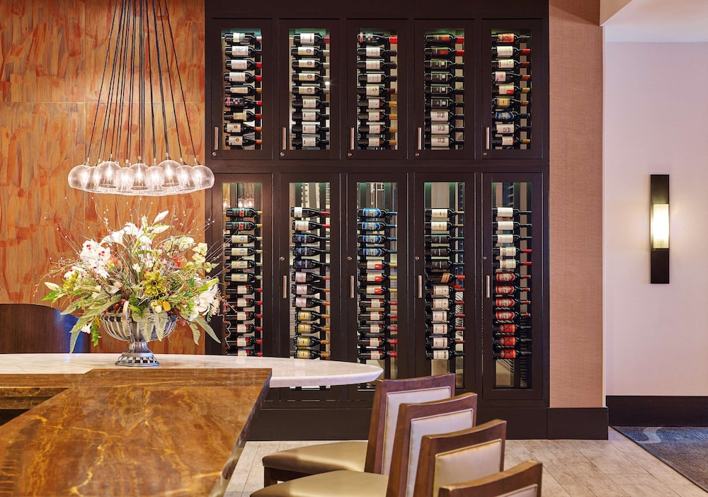 Hilton Kansas City Airport - photo 33