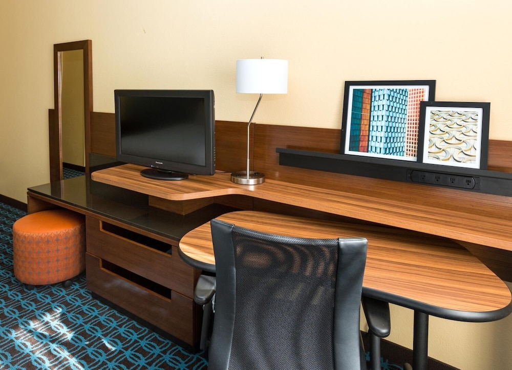 Fairfield Inn and Suites by Marriott Des Moines West - photo 34