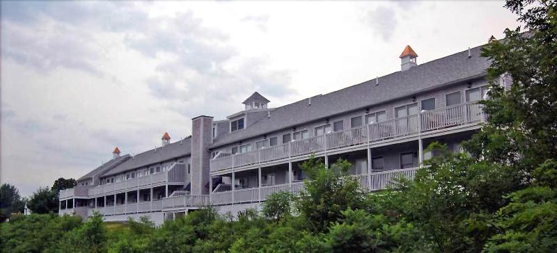 North Conway Mountain Inn - photo 3