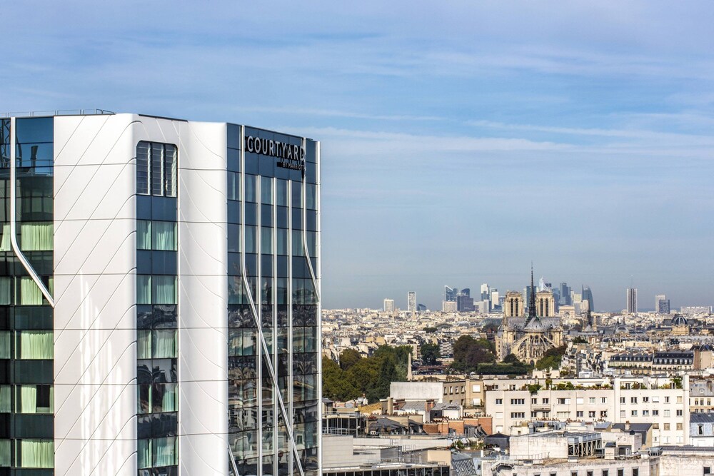 Courtyard by Marriott Paris Gare de Lyon — 4-Star Luxury Hotel in Paris, France