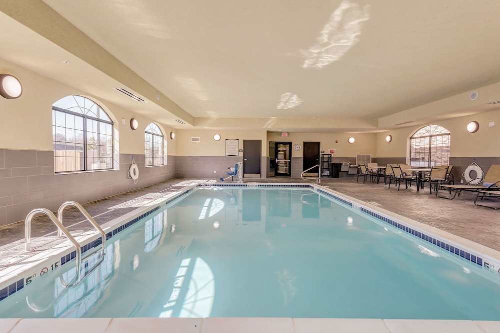 Staybridge Suites St Louis Westport by IHG - photo 21