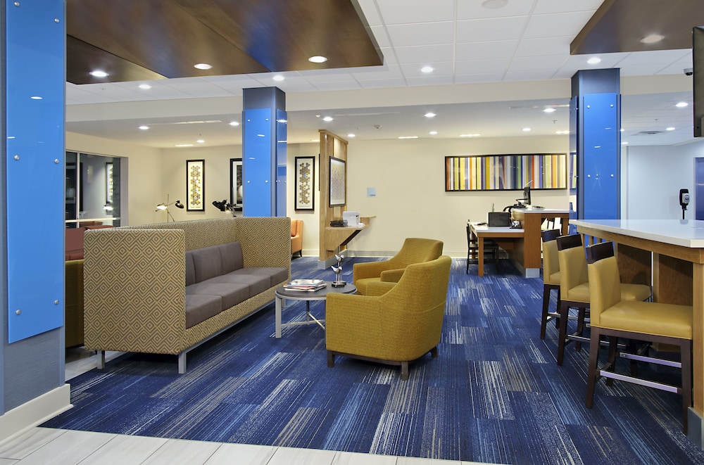 Holiday Inn Express & Suites Lake Charles South Casino Area by IHG - photo 73