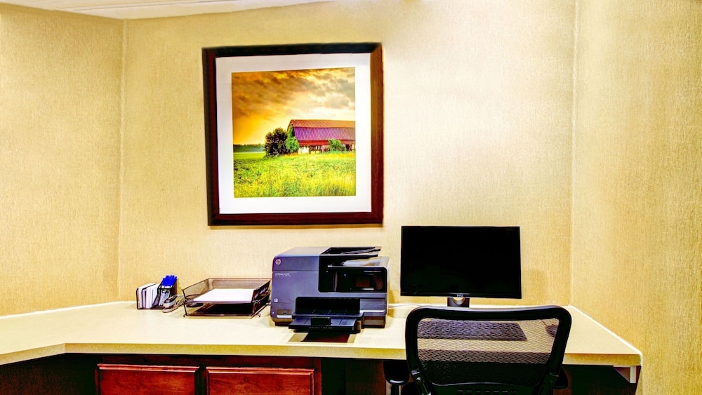 Holiday Inn Express & Suites Sioux City Southern Hills by IHG - photo 62