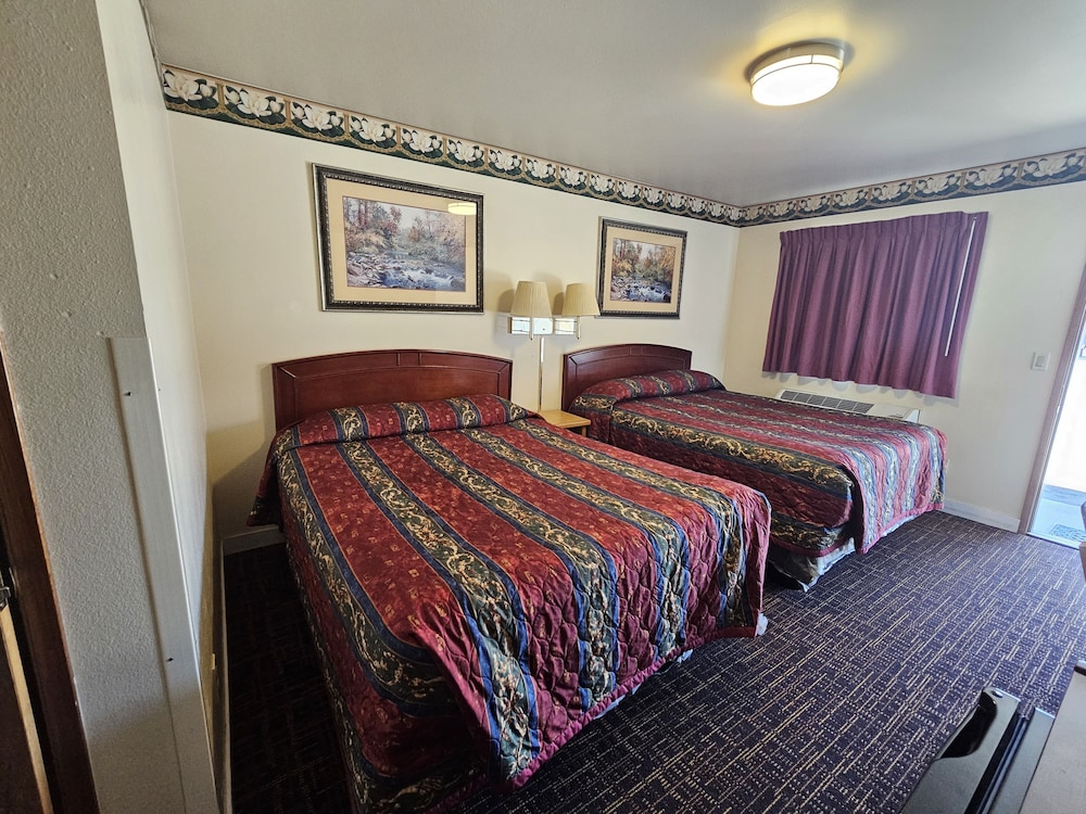 Cle Elum Travelers Inn - photo 10