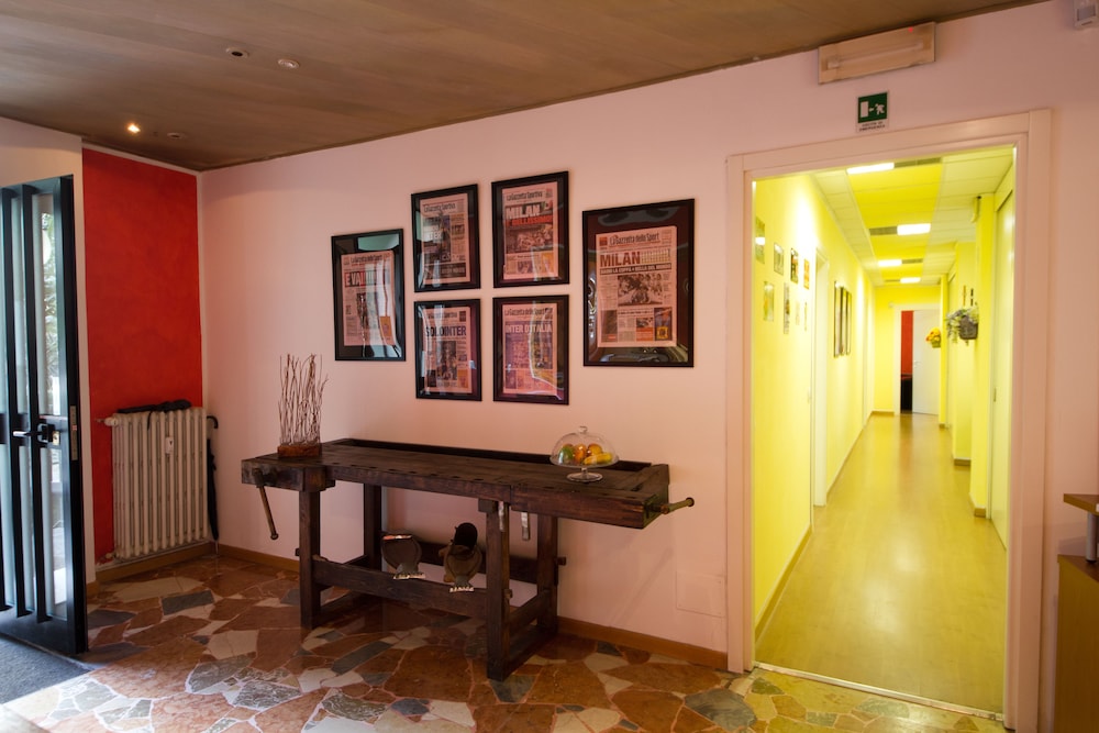 Luci a San Siro - last minute hotel in Milan