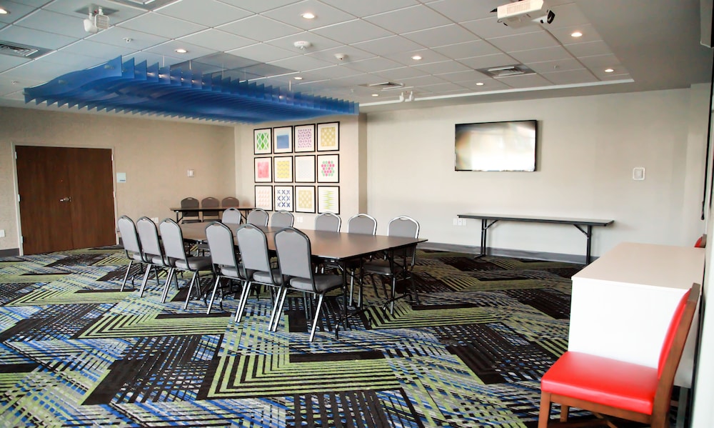 Holiday Inn Express & Suites Nashville North Springfield by IHG - photo 35