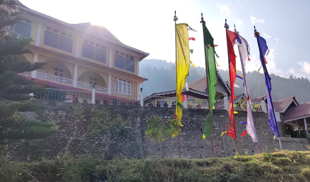 Pemaling Lords Inn Dirang in Bomdila, India