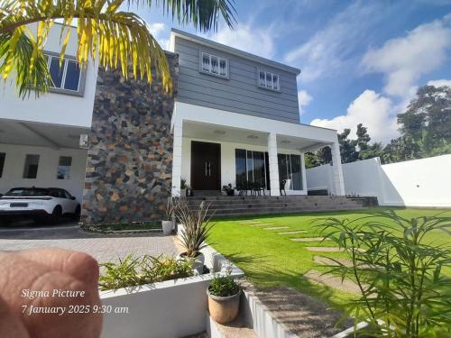 Hotel Vista in Mirissa City, Sri Lanka