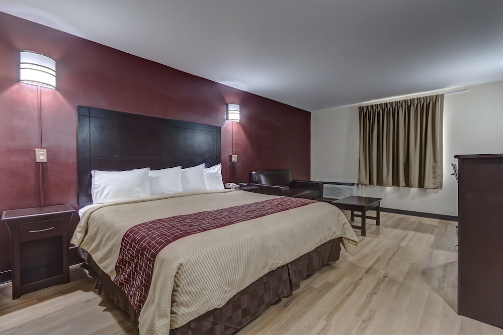 Red Roof Inn Van Horn - photo 15