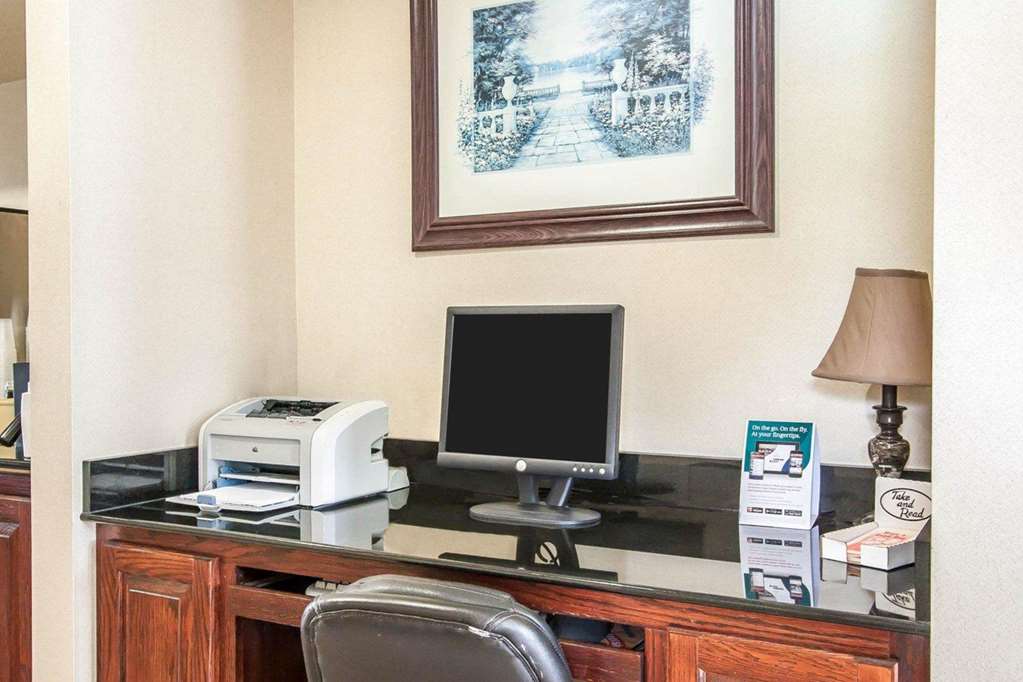 Quality Inn Savannah South - photo 25