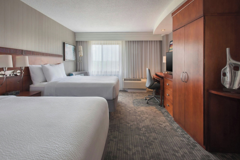 Courtyard by Marriott Gaithersburg Washingtonian Center - photo 20