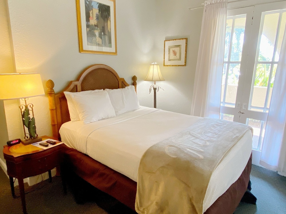 Crystal Bay Historic Hotel - photo 20