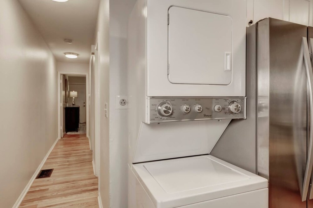 Amazing Retreat Denver Treasure Sleeps 6 - photo 19