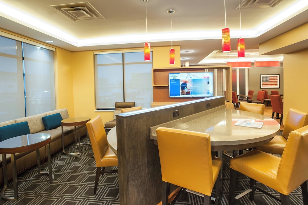 TownePlace Suites Minneapolis near Mall of America - photo 2