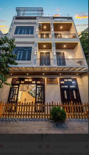 Sơn trà view homestay — 5-Star Luxury Hotel in Da Nang, Vietnam