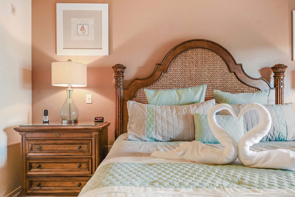 5 Star Resort Luxury Villa Very Close To Disney 3 Bedroom Villa by RedAwning - photo 3