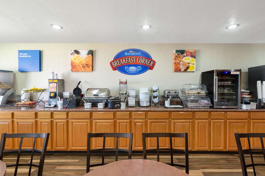 Baymont by Wyndham Fort Dodge - photo 16