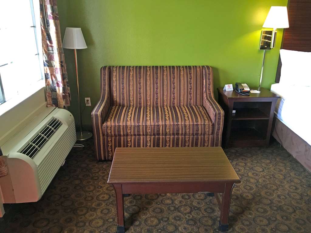 Americas Best Value Inn & Suites Greenwood - photo 5