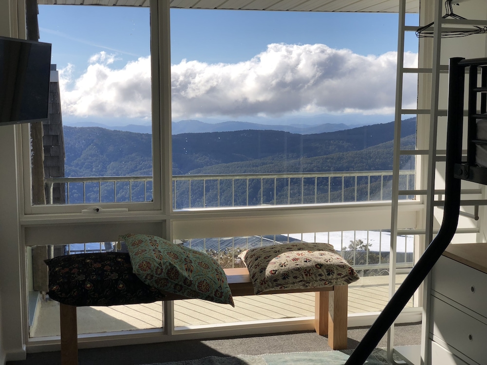 Twin Towers 701A — Mount Buller — photo 2